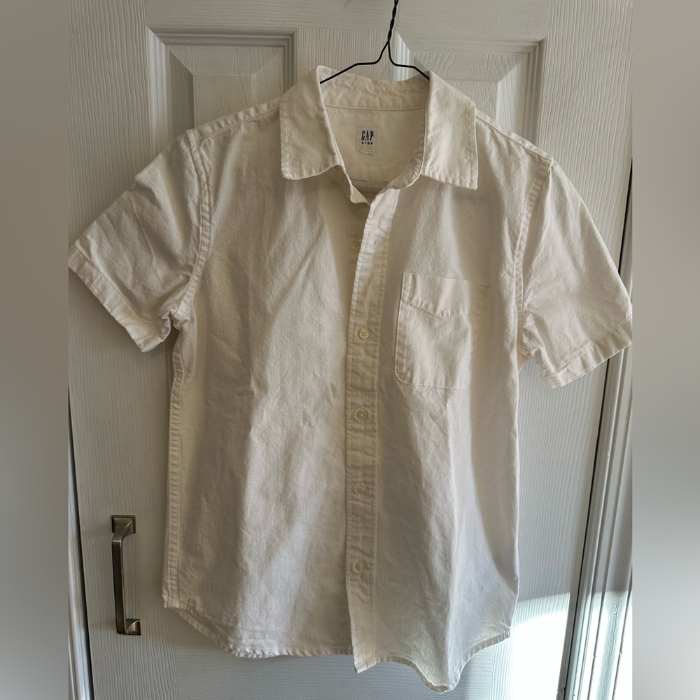 NWOT Gapkids white waffle knit type short sleeve button down size 10